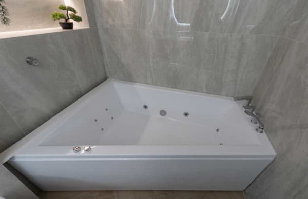 на ул. Крещатик 25 26